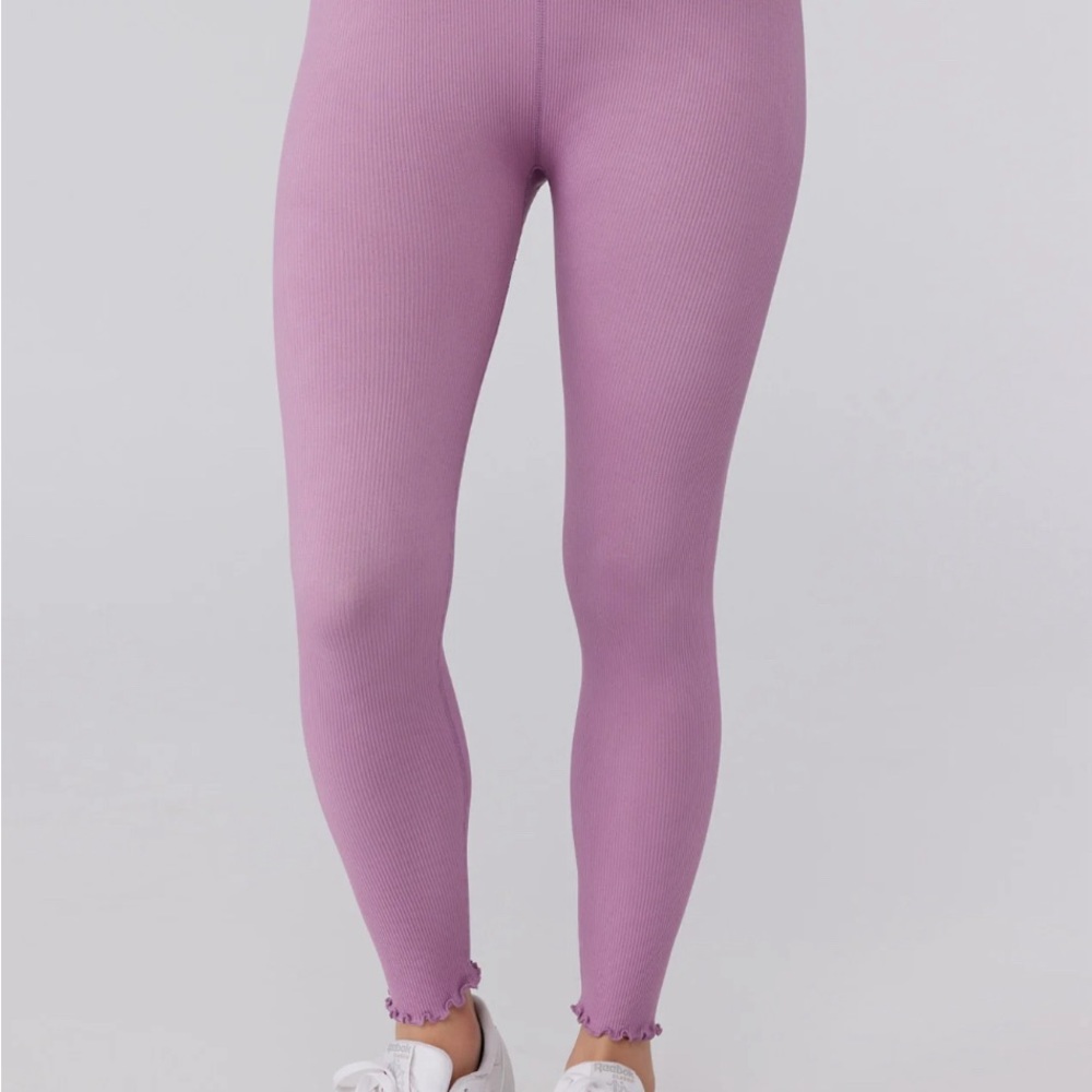 Spiritual Gangster Ruffle Hem Leggings